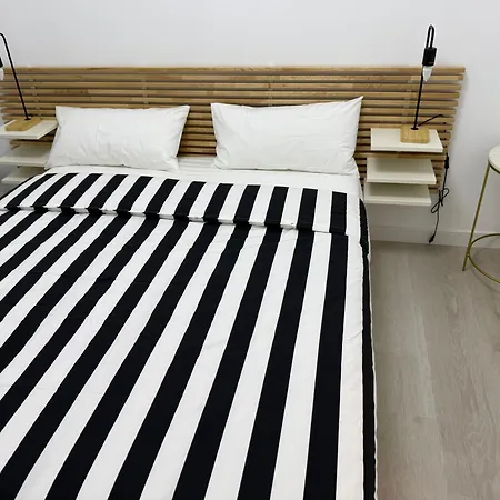 Besongo Appartement Madrid Exterior photo